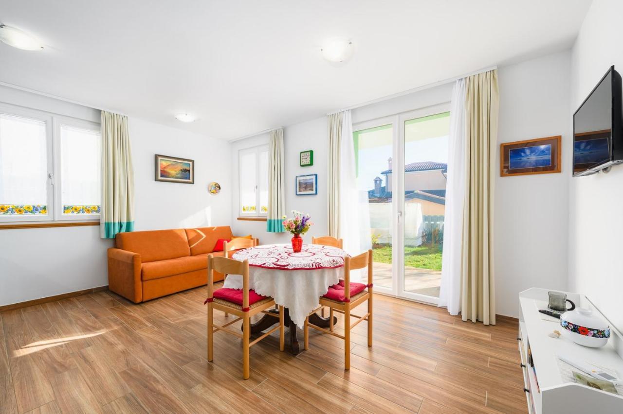 Andrea House With Apartments Umag Luaran gambar
