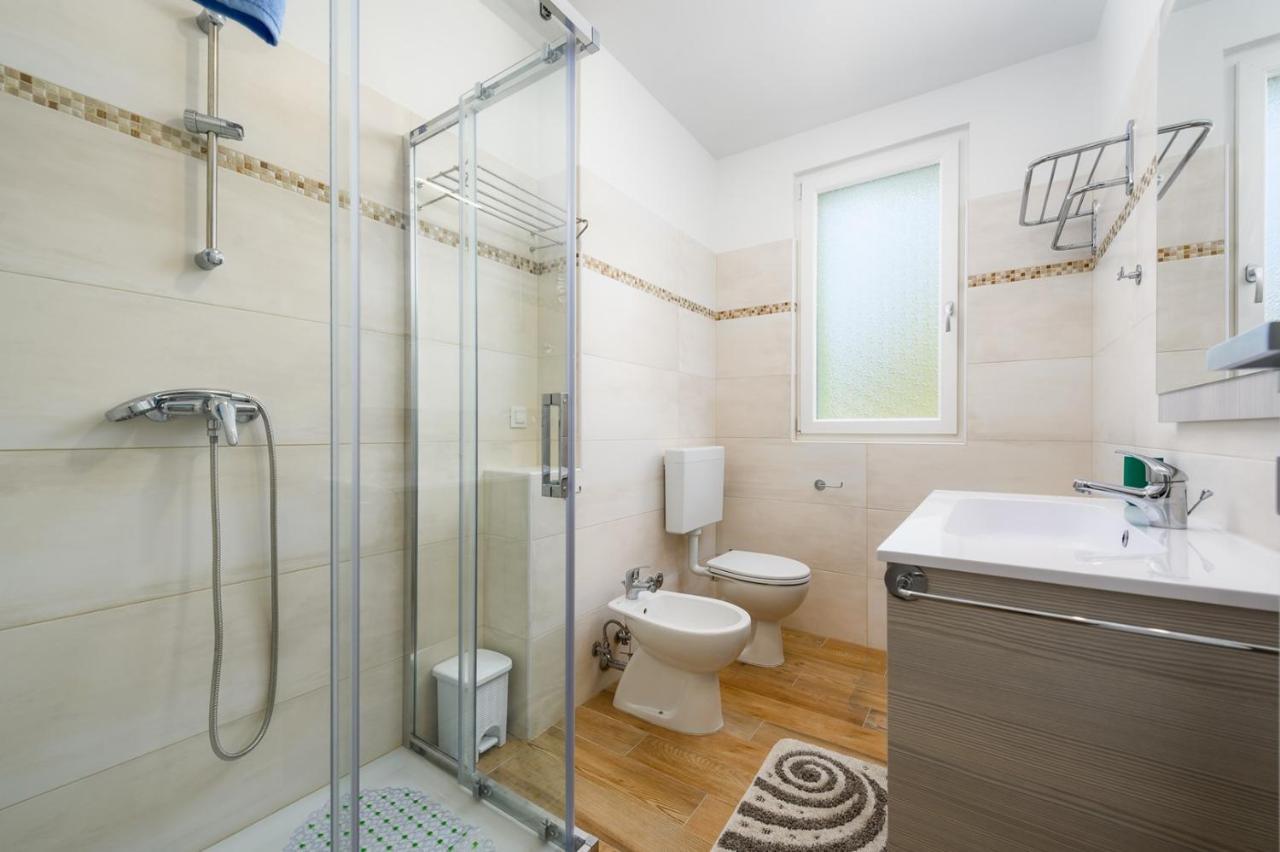 Andrea House With Apartments Umag Luaran gambar