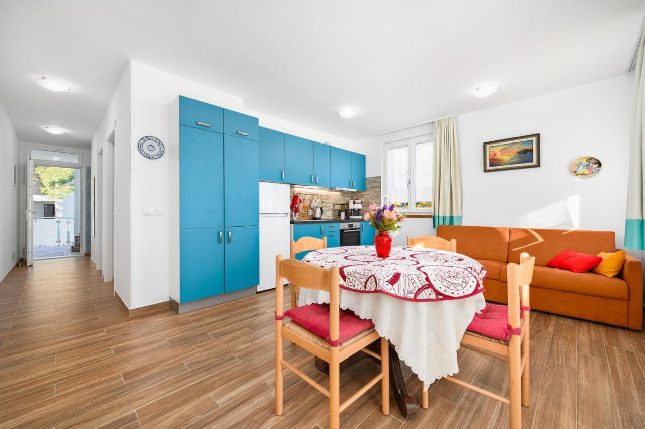Andrea House With Apartments Umag Luaran gambar