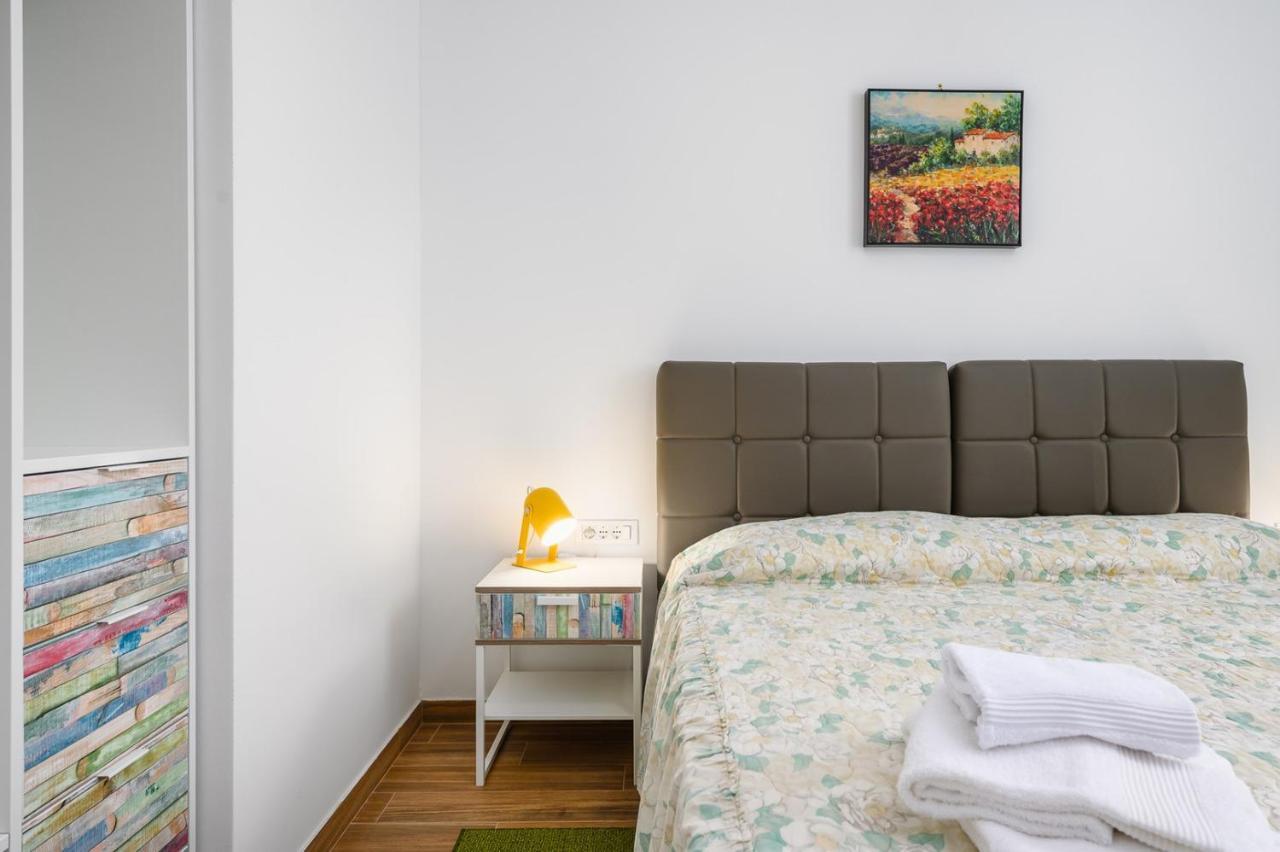 Andrea House With Apartments Umag Luaran gambar