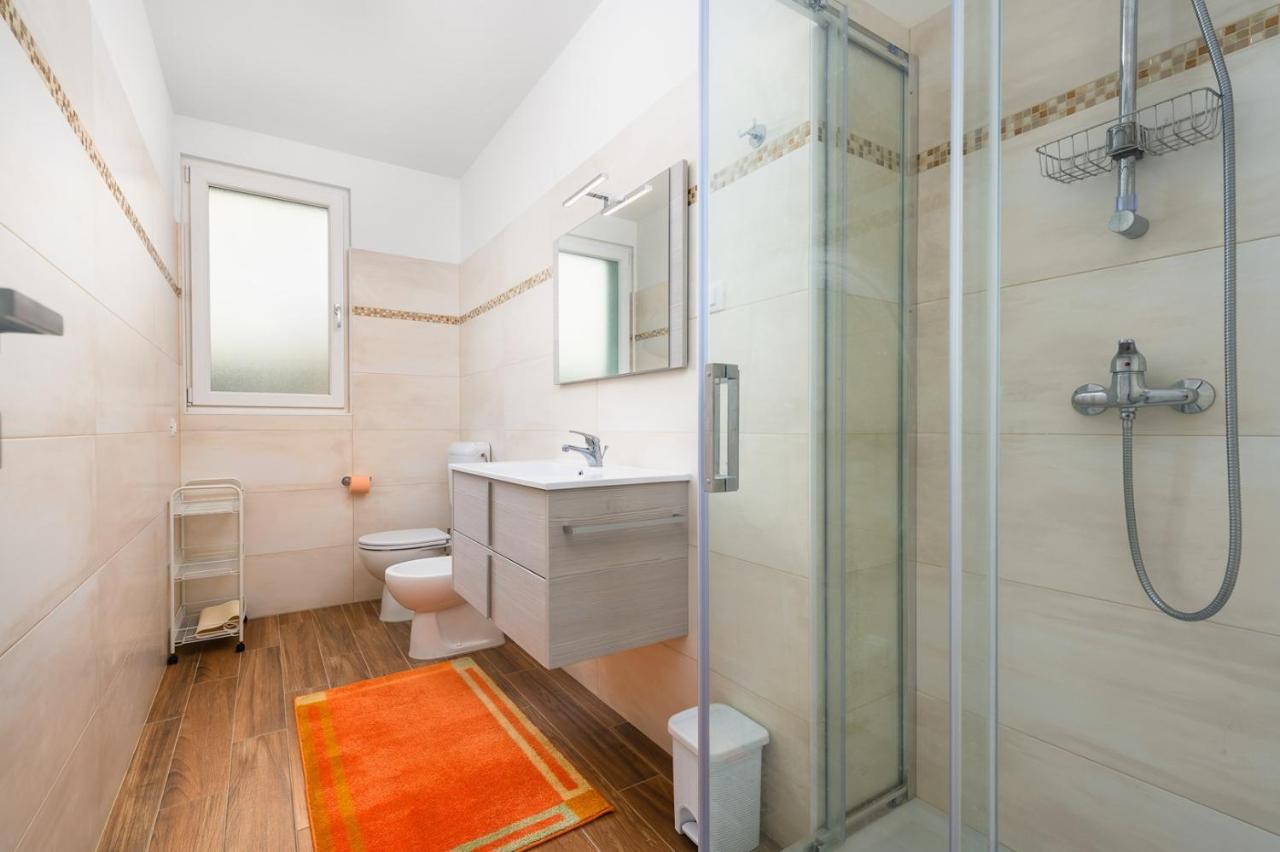 Andrea House With Apartments Umag Luaran gambar